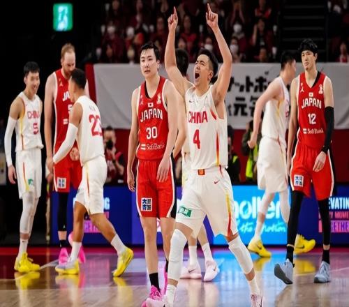 中國男籃逆轉日本不到24小時，惡心的一幕發生，原來郭士強沒說謊