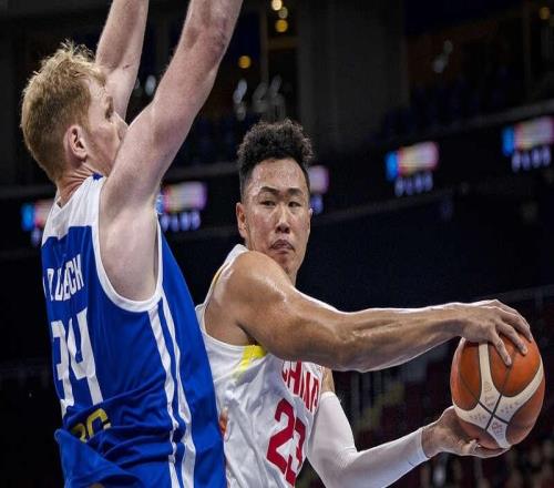 逆轉中國臺北隊中國男籃世預賽兩連勝