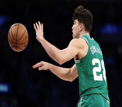 防守能力確實(shí)不錯(cuò)，但凱爾特人側(cè)翼新秀必須要提升外線投籃效率