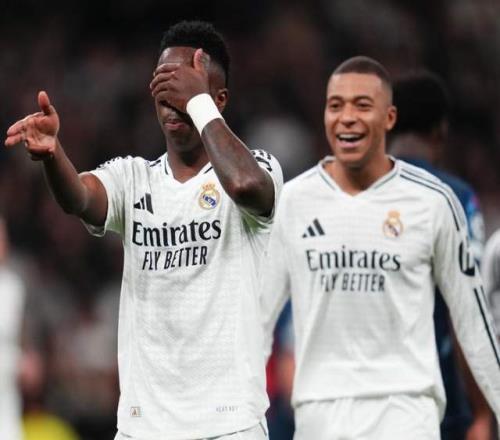 阿隆索下課后維尼修斯當大腿：5場6球！皇馬開啟續(xù)約談判