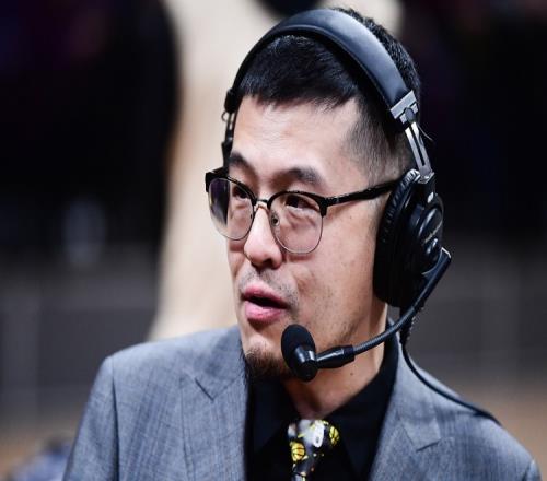 楊毅談德國(guó)足球轉(zhuǎn)向傳控戰(zhàn)術(shù)后表現(xiàn)不佳以及亞洲球隊(duì)?wèi)?yīng)避免追求高度_CBA直播