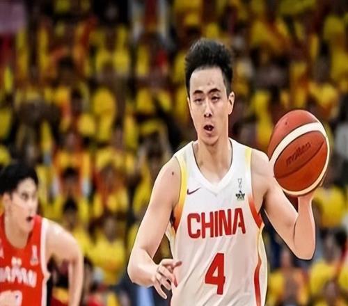 中國男籃為什么能逆轉日本郭士強毫不客氣說出原因，說得太實在