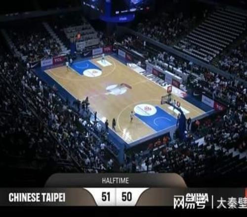 5051！中國男籃半場落后，3人低迷，數據一目了然，考驗郭士強