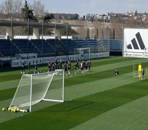 TA跟隊：赫伊森參與皇馬今日訓練，卡馬文加因牙齒問題缺席