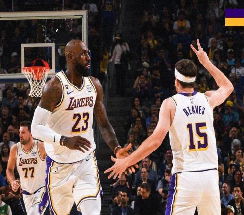 詹姆斯22+7+9+4記3分創3大神跡，湖人完勝勇士！東契奇26+8創紀錄