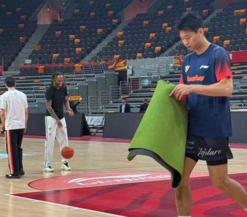 廣東終于盼來完整體！崔永熙滿血回歸，超級外援復出，杜鋒攤牌了