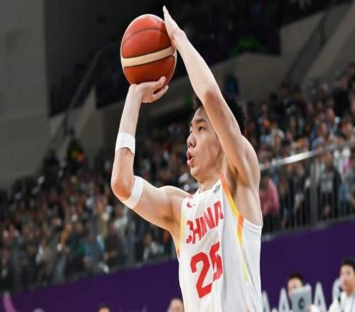 連續兩場大逆轉！中國男籃韌性拉滿多人發揮出色太驚喜