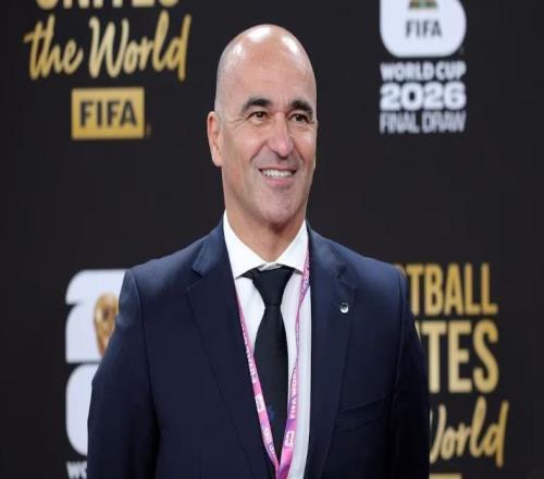 記者：曼聯內部選帥名單上有馬丁內斯、德澤爾比和納格爾斯曼