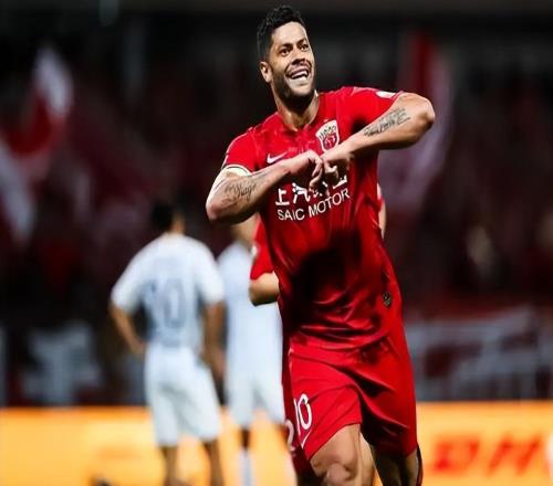 蔣光太和吾米提江之后，上港又迎來一位靠譜中衛，表現可圈可點