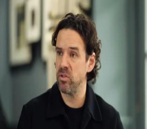 哈格里夫斯：曼城爭冠最大優(yōu)勢是有瓜迪奧拉，主動(dòng)權(quán)在阿森納