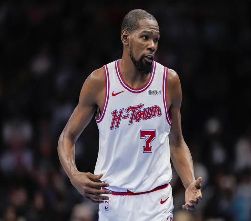 32分6板8助！就在今天，一項由科比保持的NBA紀錄被杜蘭特打破了