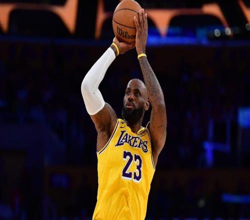 湖人129101大勝勇士球員評價：4人滿分，4人及格，2人低迷