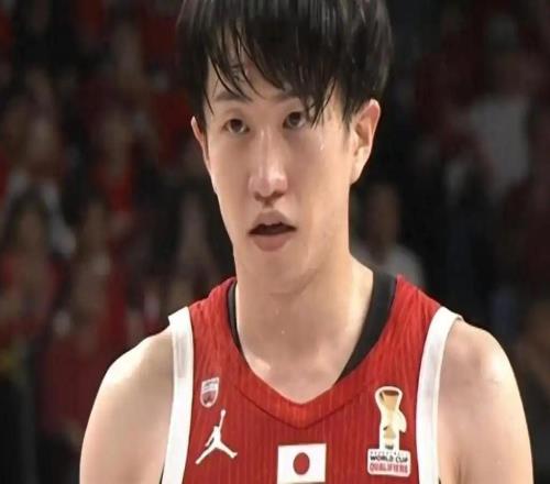 世預賽瘋狂一日！中國男籃大逆轉中國臺北，韓國慘敗日本遭兩連敗