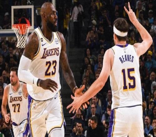 單方面吊打勇士隊！三人合砍66分，湖人隊輕松大勝