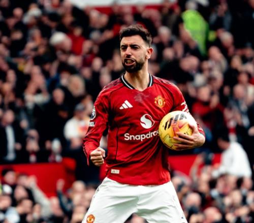 01到21！卡里克神了：曼聯奇跡逆襲，神鋒再次破門：8場轟入7球