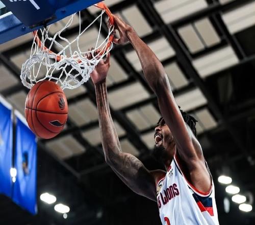 曝青島男籃大外援確定！身高2米16，或改變CBA爭冠格局