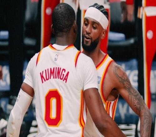 鷹王劃水奧孔武25+10+6，庫(kù)明加20分勇士遭嘲諷，老鷹大勝開拓者