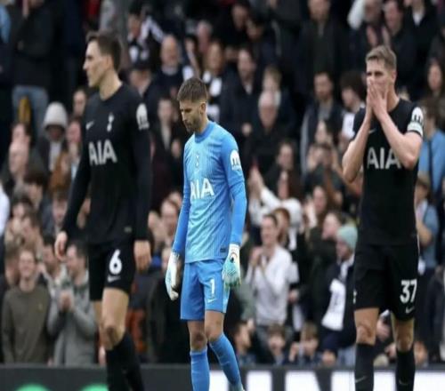 戰富勒姆時球隊表現不佳，熱刺球迷高喊“你們不配穿這球衣”