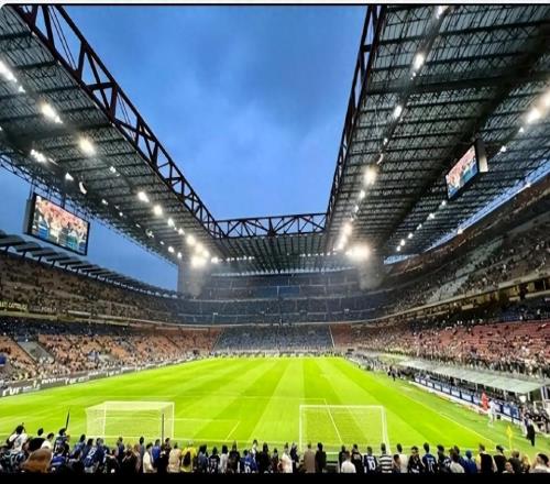 申花奪冠穩(wěn)了，9：2大勝山東泰山，一周三賽導(dǎo)致泰山崩塌，誰之過