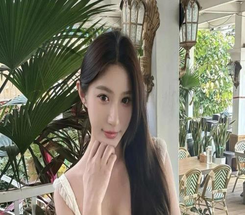 老詹終于高興了，他都跳舞了！