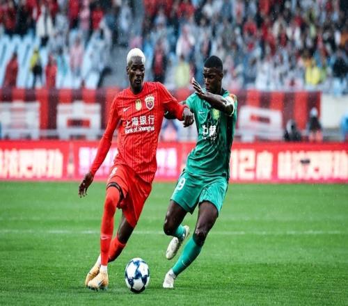 雨水澆滅奪冠希望，上海海港連續三年無緣超級杯冠軍