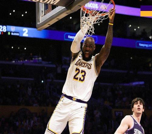 東契奇28+5+9+4記3分創NBA第1神跡，湖人完勝國王！詹姆斯創紀錄