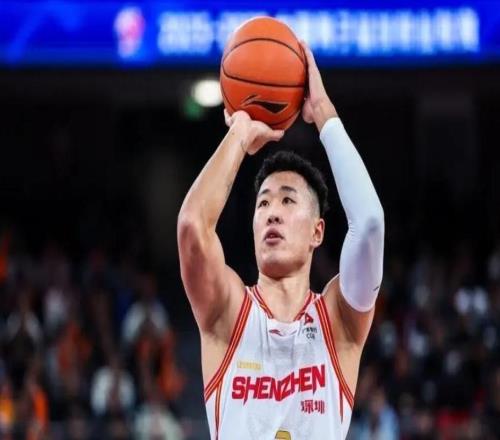 連續(xù)2場(chǎng)爆發(fā)！CBA昔日被大牌隊(duì)友公開指責(zé)如今成國家隊(duì)大腿