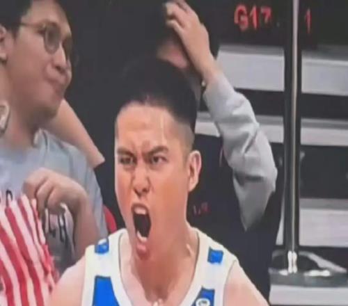 頂住了！又是驚險(xiǎn)逆轉(zhuǎn)！中國男籃贏了