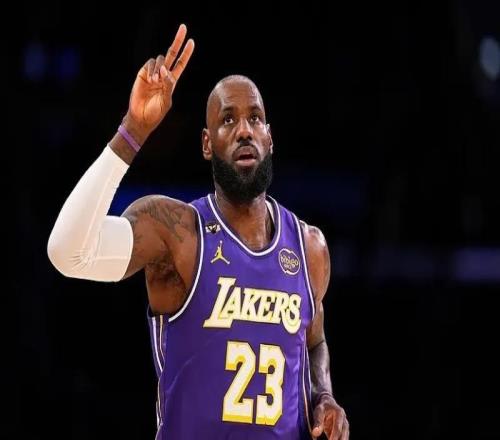 湖人大勝國王！東詹合砍52分，三配角齊貢獻，艾頓依然黃油手！