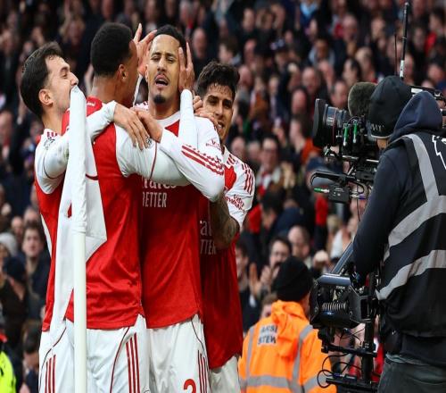 阿爾特塔締造32年神跡，賴斯禁區(qū)手球被忽視，讓人不敢相信