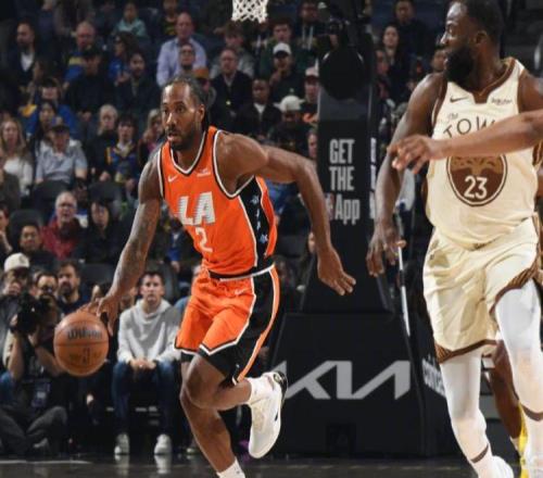 17分逆轉(zhuǎn)！小卡23+8創(chuàng)紀錄，格林5中1庫里不開心，加蘭12分5失誤