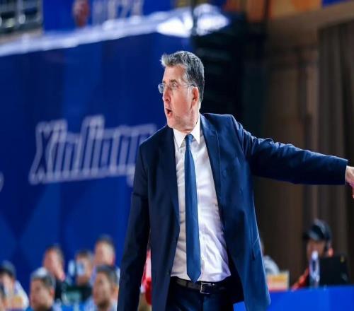 CBA豪門擺爛！兩名主力賽季報銷，外援也不換了