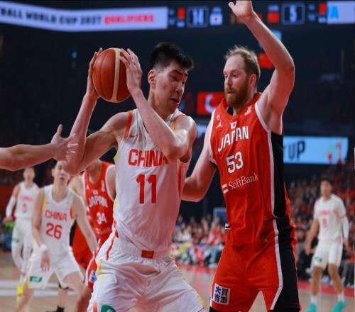 高下立判！有人輾轉3萬里馳援，有人傷病避戰，榮辱感差距太刺眼