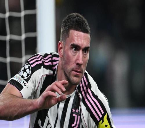 意天空：DV9經紀人近期已和尤文會面，雙方都愿意推動續約