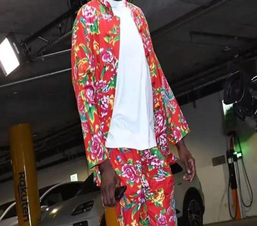 3分鐘4失誤！哈登替身首秀鬧麻了