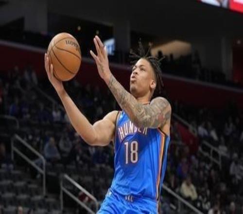 記者：山東隊與新外援談判近兩周，最后一天還在修改合同