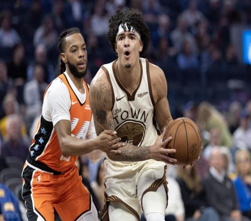 炸裂災難首秀！加蘭成笑話！17分大逆轉(zhuǎn)，小卡背靠背23+8+4創(chuàng)紀錄