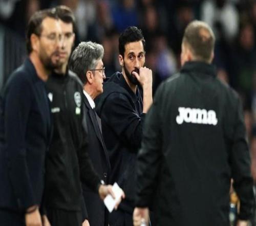 隊報：阿韋洛亞面臨下課危機，接下來兩周的賽程將決定其去留