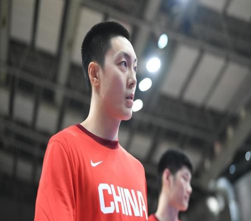 胡明軒傷病更新，好兄弟賀希寧不小心說漏嘴，球迷錯(cuò)怪小胡了