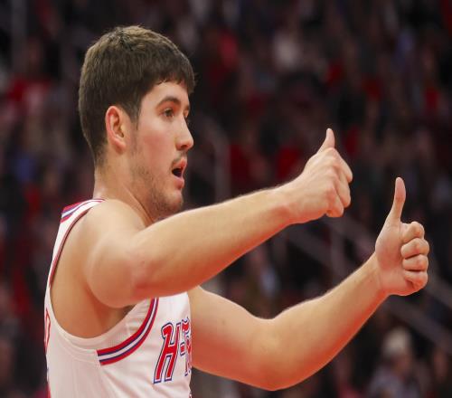 7記三分轟28+3！謝潑德火箭第一，你再超神下去，聯盟就大結局了