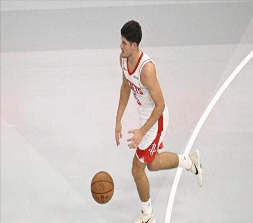 首發(fā)6勝1負(fù)！成贏球風(fēng)向標(biāo)，謝潑德影響力真大，命中率180俱樂部