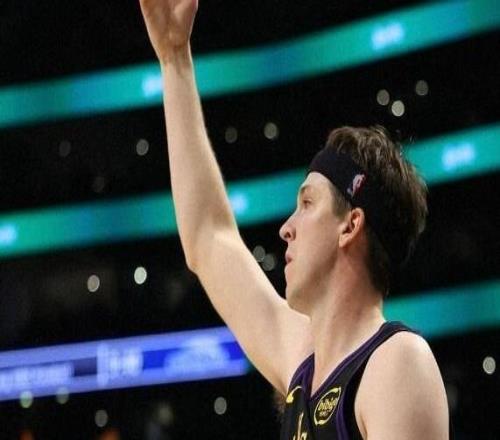 三連勝！東契奇27+10+7，詹姆斯21分，湖人末節(jié)發(fā)力110101鵜鶘