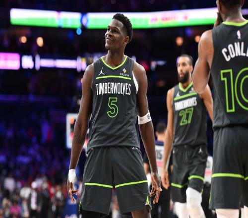 空手套白狼！幾乎沒有代價，喜獲三位優質球員，這才是頂級管理層