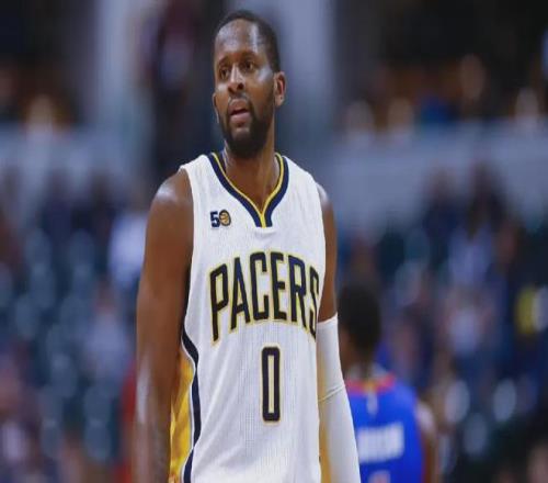 被NBA選中20年后，他重新回到籃球場