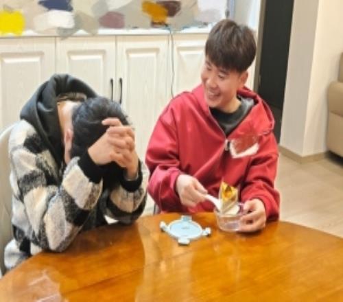 iG官媒分享拍攝花絮Photic：我需要個翻譯，我聽不懂中文