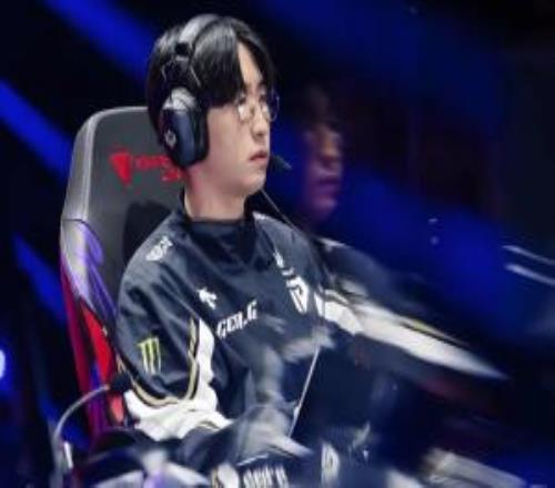 Duro：明年可能還在一起，也可能不在，無論在哪里都會加油