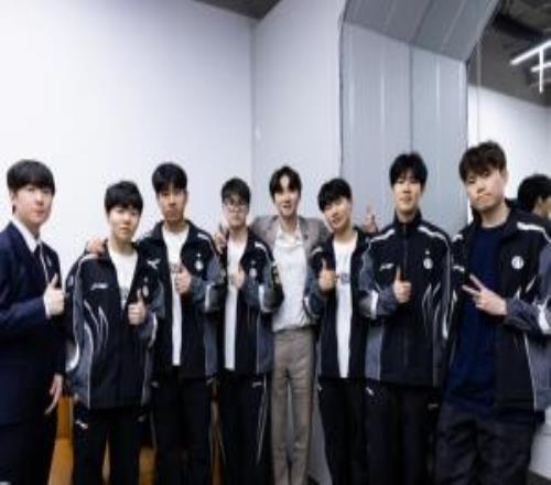 爆料人：iG目前陣容呼吸哥或韓國上單中單Rookie或LDL青訓(xùn)中單Daeny不會留