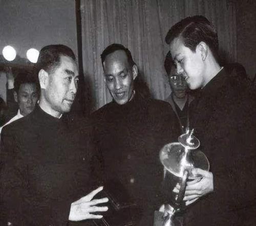 1969年，徐寅生被解放后說(shuō)自己不打球了，周總理：那我該退休了