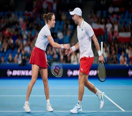 C位是個火烈鳥泳圈！三進決賽，波蘭隊聯合杯終奪冠