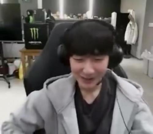 Peanut：我進世界賽LCK奪冠魔咒，那明年就是LPL奪冠了